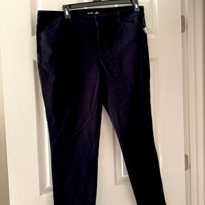 Old navy pixie pants in black